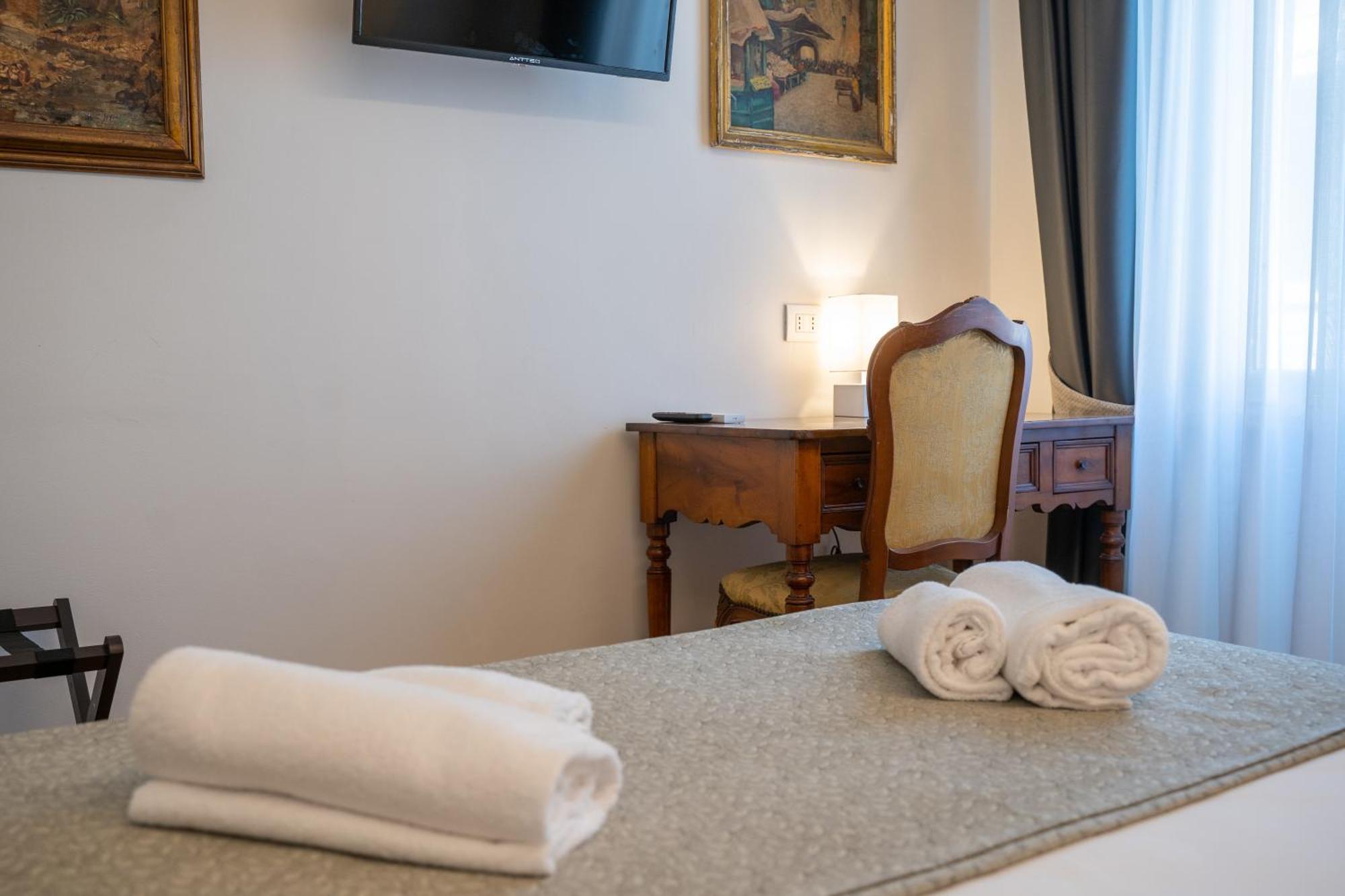 Residenza Degli Speziali Bed and Breakfast Florence Buitenkant foto